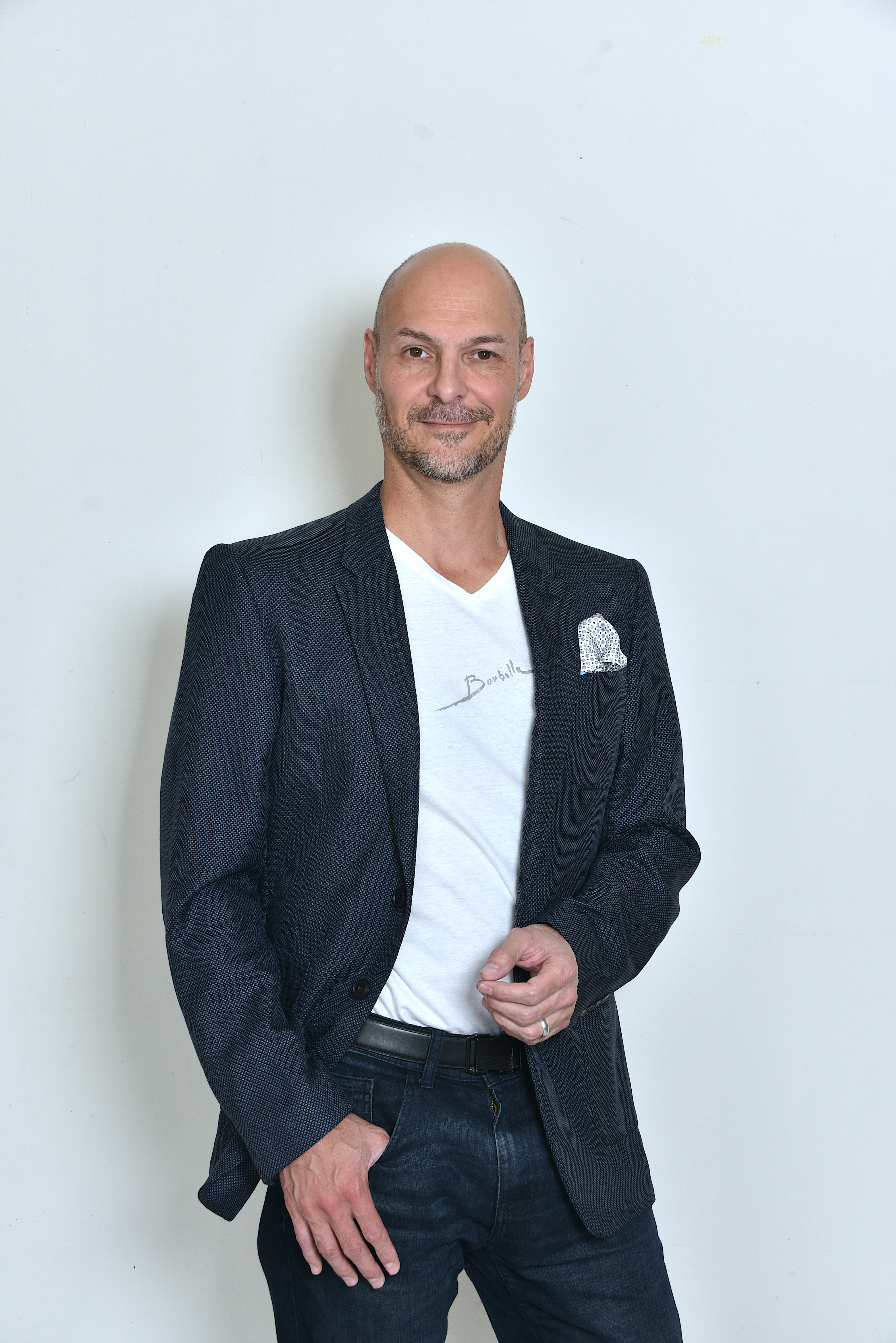 Christian Borbolla en su estudio